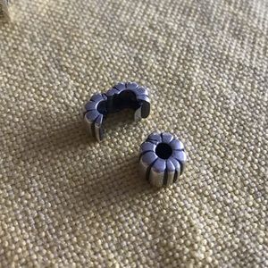 2 Pandora Spacer Clips